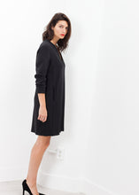 Carica l&#39;immagine nel visualizzatore di Gallery, A-Line Pocket Shift in Black