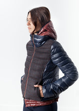 Carica l&#39;immagine nel visualizzatore di Gallery, Cinosura Coat in Navy