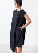 Carica l&#39;immagine nel visualizzatore di Gallery, Elvira Dress in Black