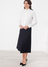 Carica l&#39;immagine nel visualizzatore di Gallery, Tulle Pleat Skirt in Navy