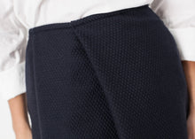 Carica l&#39;immagine nel visualizzatore di Gallery, Pleated Wool Skirt in Navy