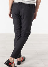Carica l&#39;immagine nel visualizzatore di Gallery, Eda Pants in Black