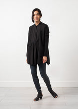 Carica l&#39;immagine nel visualizzatore di Gallery, Oversized Bibbed Blouse