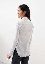 Carica l&#39;immagine nel visualizzatore di Gallery, Soft Sleeve Button Up