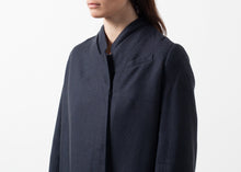 Carica l'immagine nel visualizzatore di Gallery, Woven Pleat Back Coat