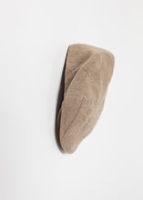 Carica l&#39;immagine nel visualizzatore di Gallery, Big Moon Hat