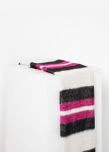 Carica l&#39;immagine nel visualizzatore di Gallery, Dolpo Shawl in Red Multi