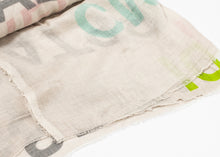 Carica l'immagine nel visualizzatore di Gallery, Scomposta Scarf
