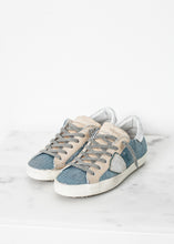 Carica l&#39;immagine nel visualizzatore di Gallery, Metallic Sequin Low Top Sneaker