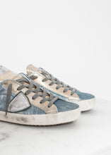 Carica l&#39;immagine nel visualizzatore di Gallery, Metallic Sequin Low Top Sneaker