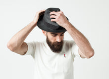 Carica l&#39;immagine nel visualizzatore di Gallery, Hobo Hat