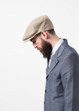 Carica l&#39;immagine nel visualizzatore di Gallery, Big Moon Hat