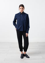 Carica l&#39;immagine nel visualizzatore di Gallery, Sheer Silk Collar Button Up