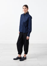 Carica l&#39;immagine nel visualizzatore di Gallery, Sheer Silk Collar Button Up