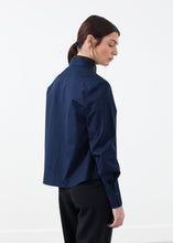 Carica l&#39;immagine nel visualizzatore di Gallery, Sheer Silk Collar Button Up