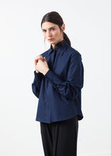 Carica l&#39;immagine nel visualizzatore di Gallery, Sheer Silk Collar Button Up