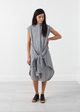 Carica l&#39;immagine nel visualizzatore di Gallery, Embraced Tunic