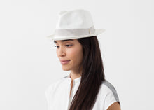 Carica l&#39;immagine nel visualizzatore di Gallery, Hobo Hat
