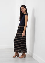 Carica l&#39;immagine nel visualizzatore di Gallery, Owe Skirt