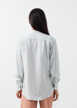 Carica l&#39;immagine nel visualizzatore di Gallery, Classic Button Down