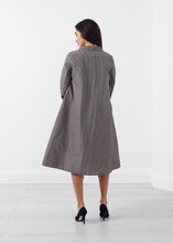 Carica l&#39;immagine nel visualizzatore di Gallery, Roumanoff Waterproof Jacket