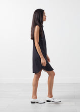 Carica l&#39;immagine nel visualizzatore di Gallery, Sleeveless Hidden Pocket Dress
