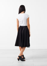 Carica l&#39;immagine nel visualizzatore di Gallery, Releve Skirt