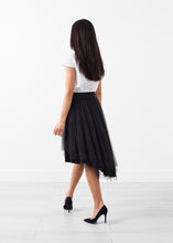 Carica l&#39;immagine nel visualizzatore di Gallery, Riri Skirt