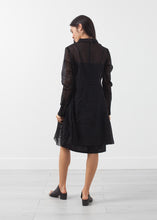 Carica l&#39;immagine nel visualizzatore di Gallery, Button Up Dress