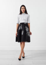 Carica l&#39;immagine nel visualizzatore di Gallery, Short Silk Skirt