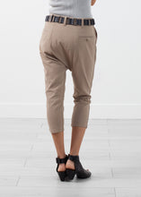 Carica l&#39;immagine nel visualizzatore di Gallery, Harem Chino Pant