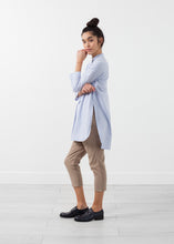 Carica l&#39;immagine nel visualizzatore di Gallery, Lynn Shirt
