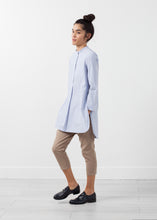 Carica l&#39;immagine nel visualizzatore di Gallery, Lynn Shirt