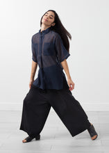 Carica l&#39;immagine nel visualizzatore di Gallery, Polygon Tunic