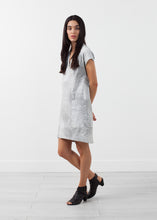 Carica l&#39;immagine nel visualizzatore di Gallery, Polygon Leather Dress