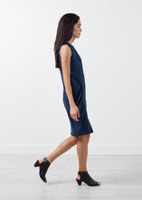 Carica l&#39;immagine nel visualizzatore di Gallery, Uti Drape Dress