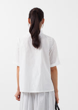 Carica l&#39;immagine nel visualizzatore di Gallery, Short Sleeve Button Up