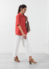 Carica l&#39;immagine nel visualizzatore di Gallery, Short Sleeve Button Up