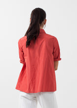 Carica l&#39;immagine nel visualizzatore di Gallery, Short Sleeve Button Up
