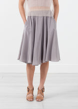 Carica l&#39;immagine nel visualizzatore di Gallery, Full Skirt