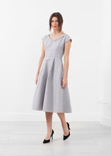 Carica l&#39;immagine nel visualizzatore di Gallery, Robe Dress