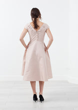 Carica l&#39;immagine nel visualizzatore di Gallery, Robe Dress