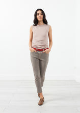Carica l&#39;immagine nel visualizzatore di Gallery, Belted Jeans