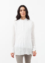 Carica l&#39;immagine nel visualizzatore di Gallery, Pin Tuck Blouse