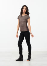 Carica l&#39;immagine nel visualizzatore di Gallery, short sleeve button up
