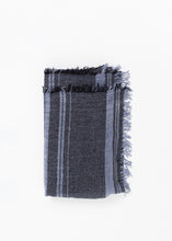 Carica l&#39;immagine nel visualizzatore di Gallery, Lined Scarf