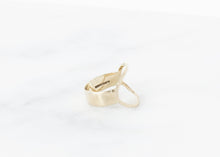 Carica l&#39;immagine nel visualizzatore di Gallery, Shea Ring