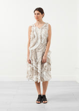 Carica l&#39;immagine nel visualizzatore di Gallery, Bean Dress