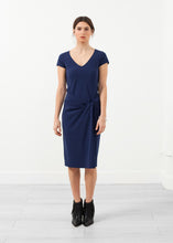 Carica l&#39;immagine nel visualizzatore di Gallery, V-Neck Twist Dress