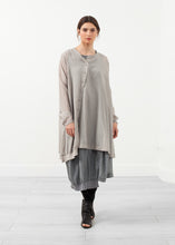 Carica l&#39;immagine nel visualizzatore di Gallery, Button Dress